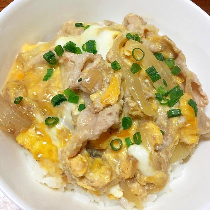 肉じゃがの残り汁で♪豚肉の卵とじ丼